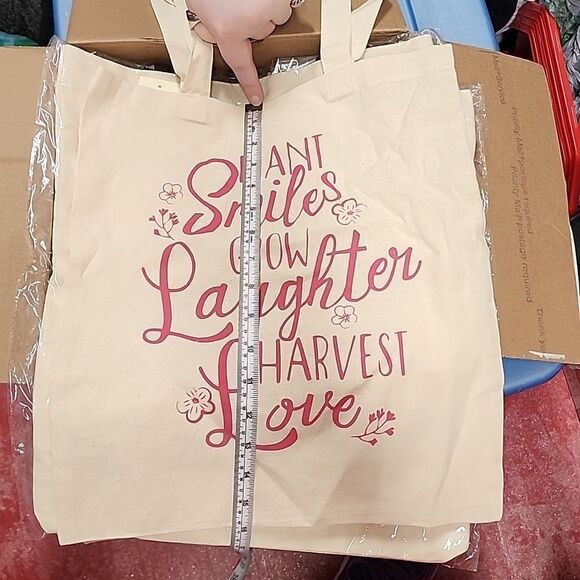Echo Friendly Reusable Shopping Tote Bag PLANT SMILES & GROW LAUGHTER  NWT - Picture 4 of 5